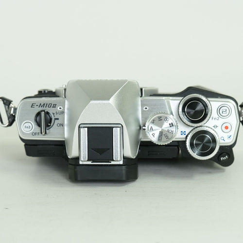 Olympus Mirrorless Interchangeable Lips 2,341 Om-D E-M10 Mark Ii