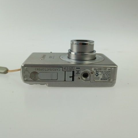 Canon Compact Digital Camera Ixy 70 Silver