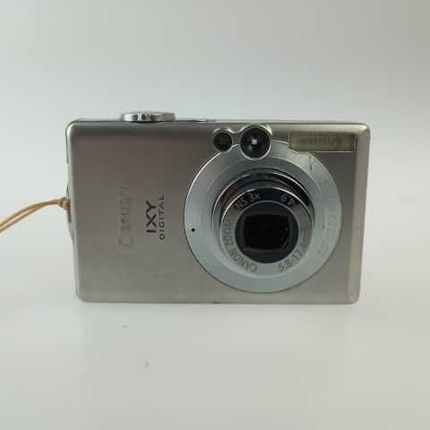 Canon Compact Digital Camera Ixy 70 Silver