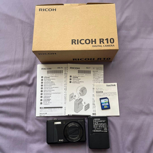 Ricoh Compact Digital Camera R10