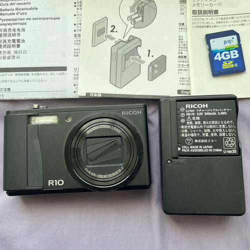 Ricoh Compact Digital Camera R10