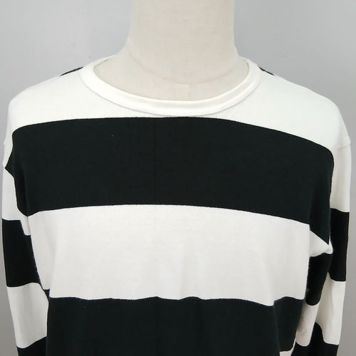 Neighborhood 7 Minutes, Long -Sleeved Cut -And -Sew T Xl 1051