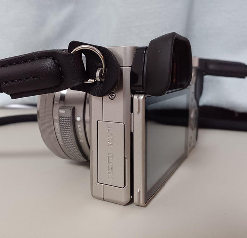 Sony Mirrorless Interchangeable Lips 6000