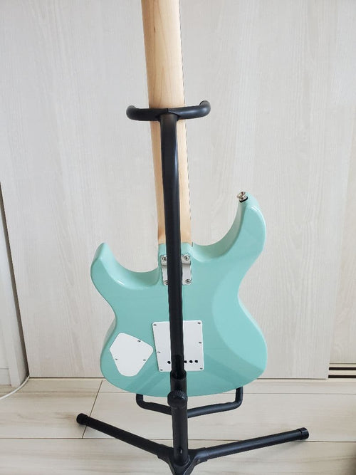Yamaha Electric Guitars Pacifica 112V 8
