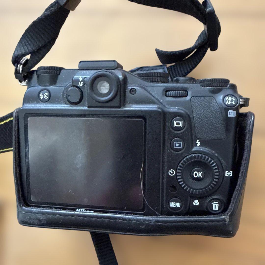 Nikon Compact Digital Cameras Coolpix P7000