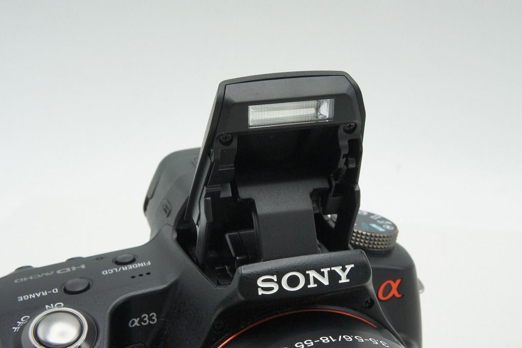 Sony Digital Slr 33 Slt-A33L (Dt 18-55Mm F3.5-5.6 Sam Sal1855) 260213A