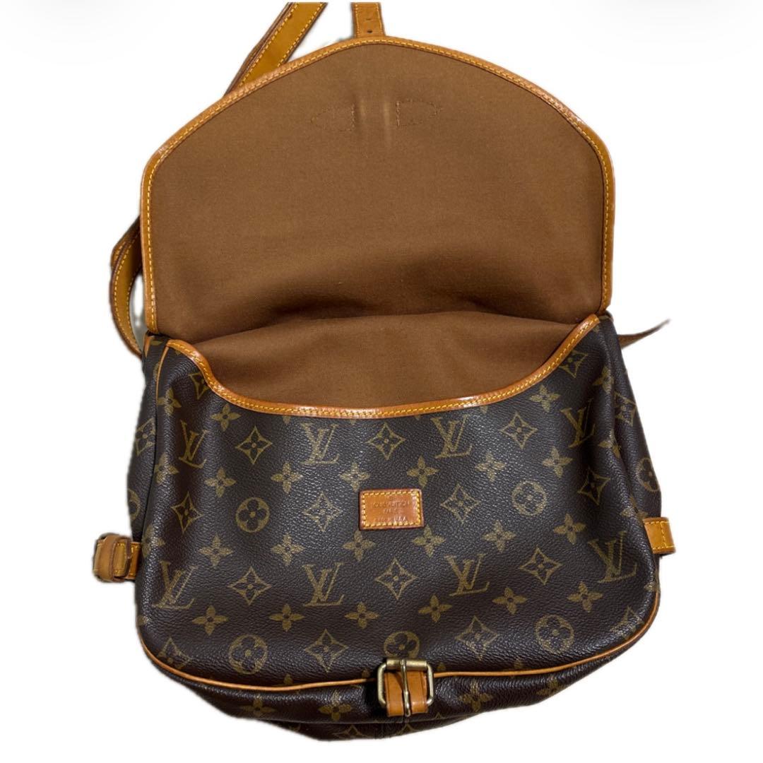 Louis Vuitton Shoulder Bags 30