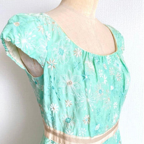 Tocca Sleeveless