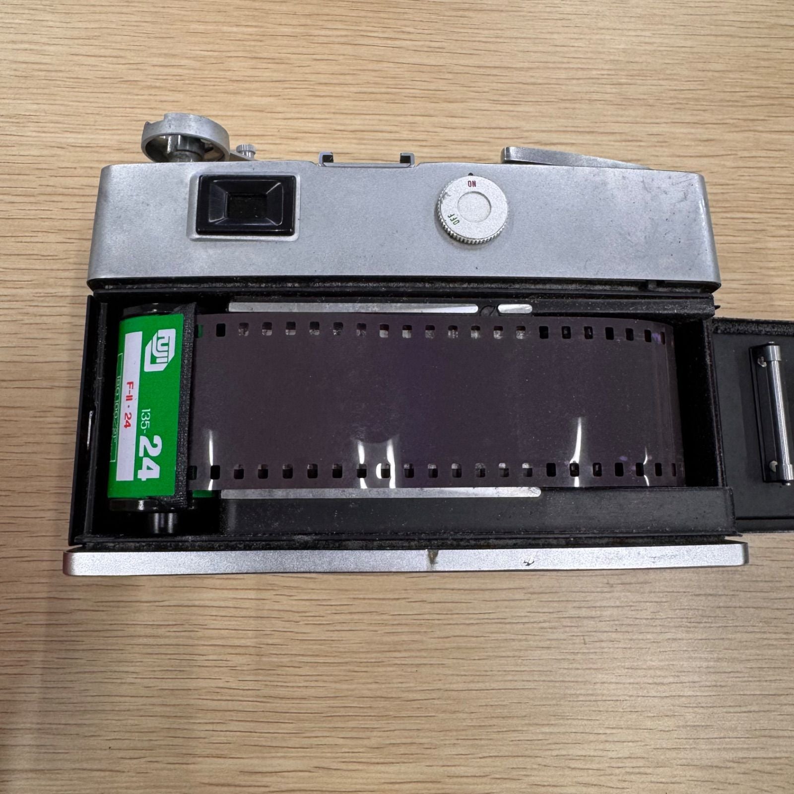 Mamiya Slr Camera (Film) Super Deluxe