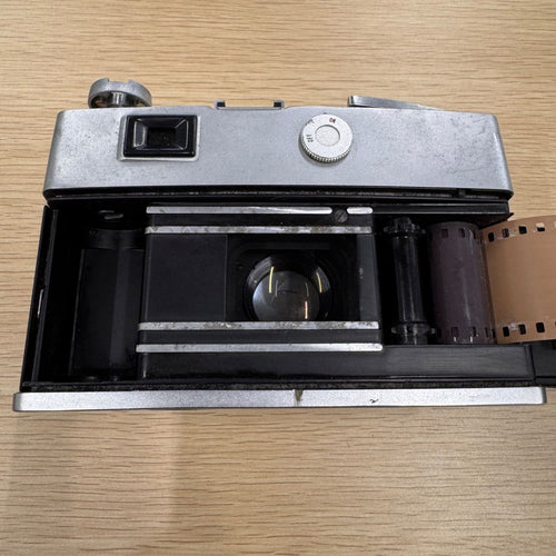 Mamiya Slr Camera (Film) Super Deluxe