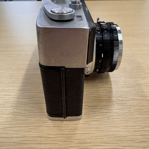 Mamiya Slr Camera (Film) Super Deluxe