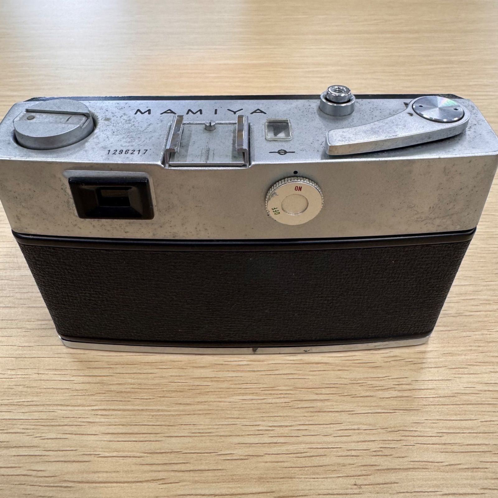 Mamiya Slr Camera (Film) Super Deluxe