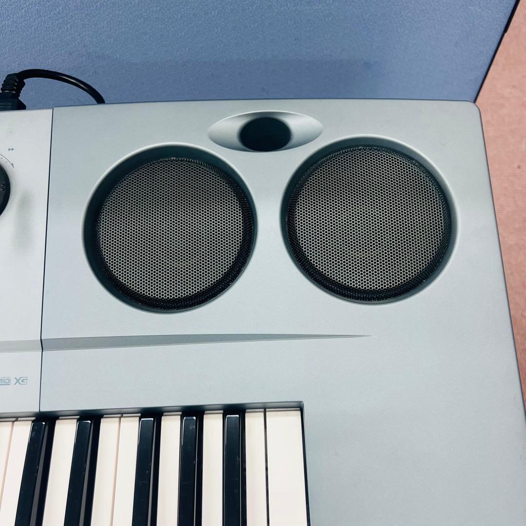Electronic Organ Yamaha Eos B2000