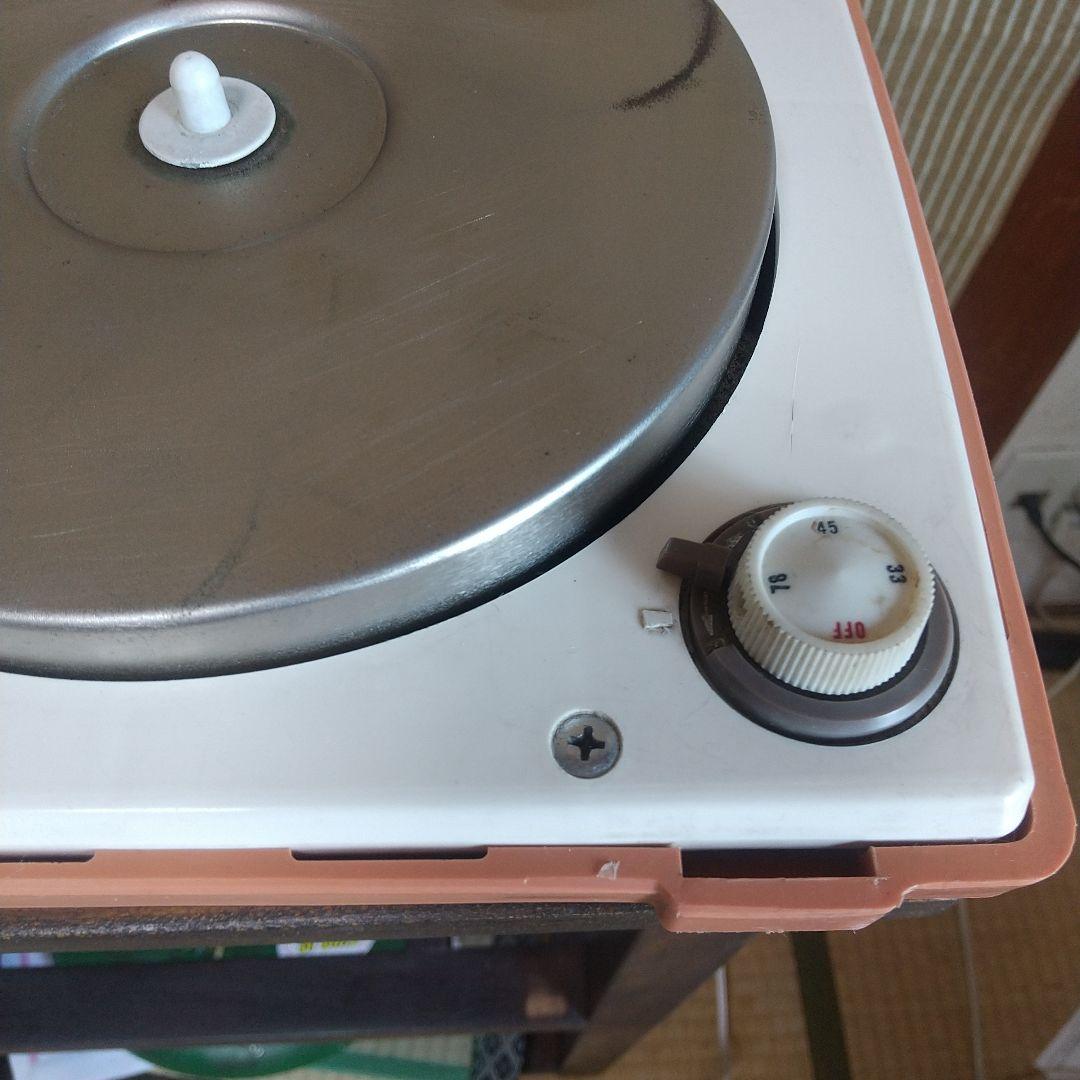 Record Players (Turntables)