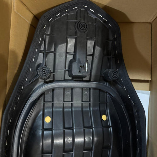 Yamaha Seat Gpd125