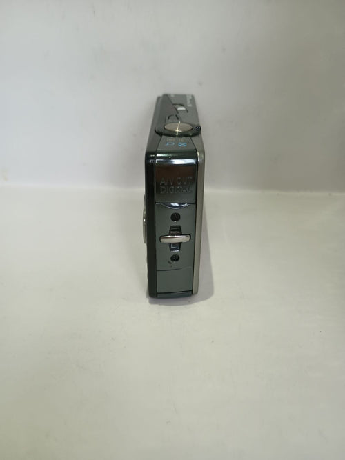 Compact Digital Camera 4886 Canon Ixy 90
