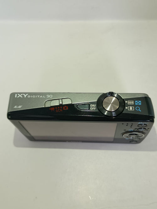 Compact Digital Camera 4886 Canon Ixy 90
