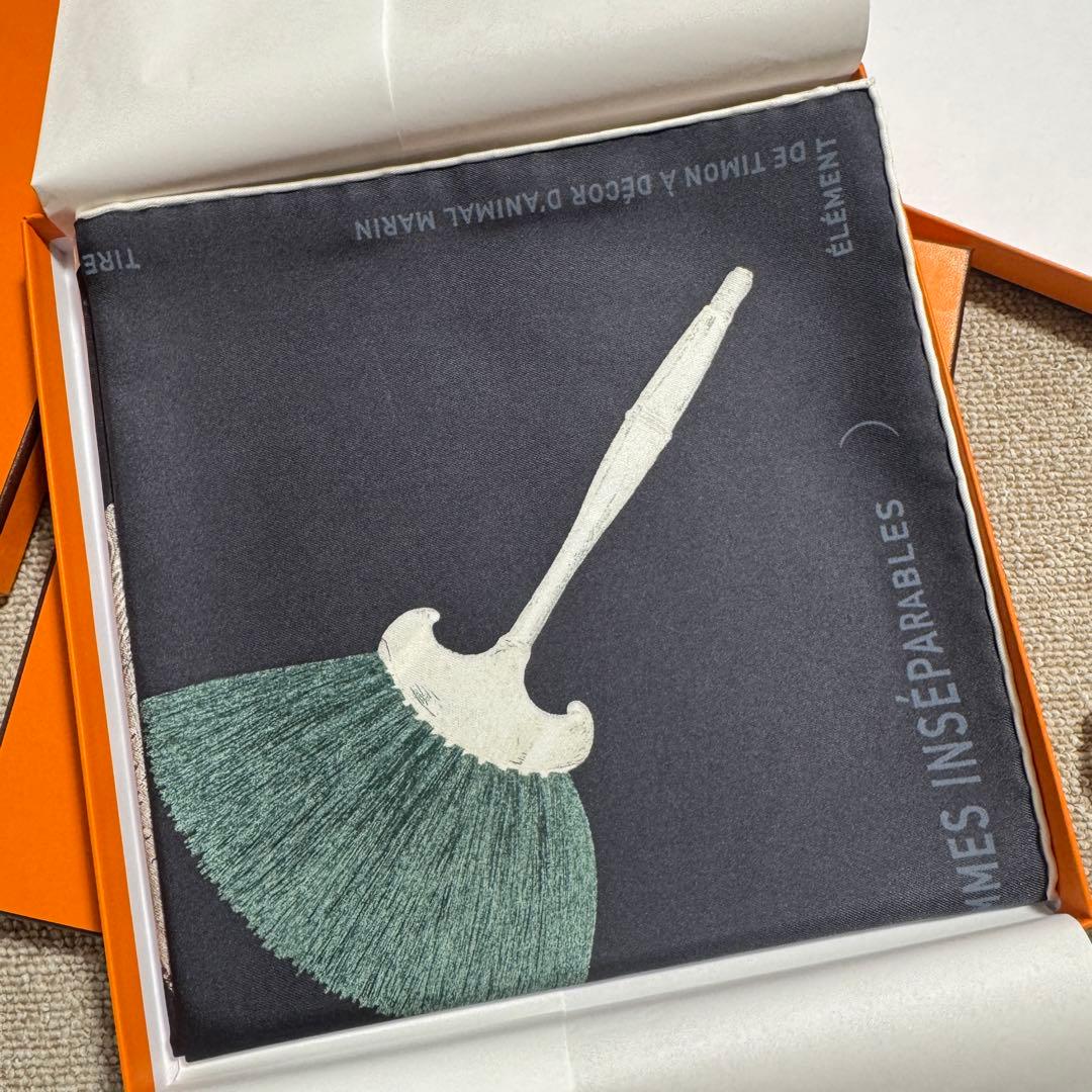 Hermes Bandanas Dünne Schals Nous Sommes Inseparables Caban Anthrazit Cr Me