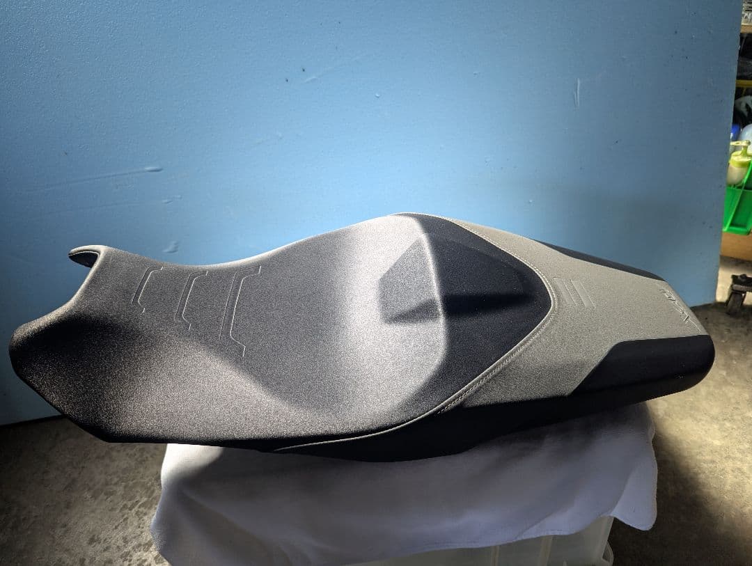 Seats Xadv750 Rh21