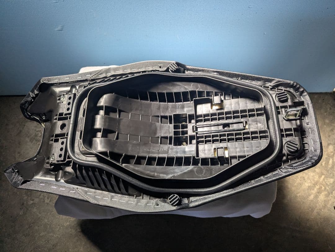 Seats Xadv750 Rh21