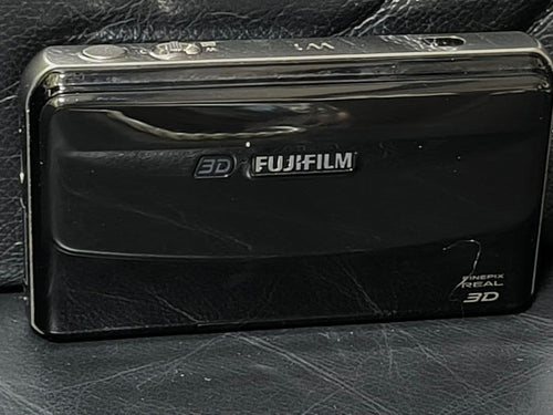 Compact Digital Cameras Fujifilm Finepix Real 3D W1