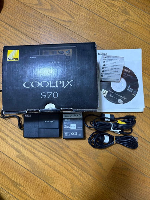 Nikon Compact Digital Camera Coolpix S70