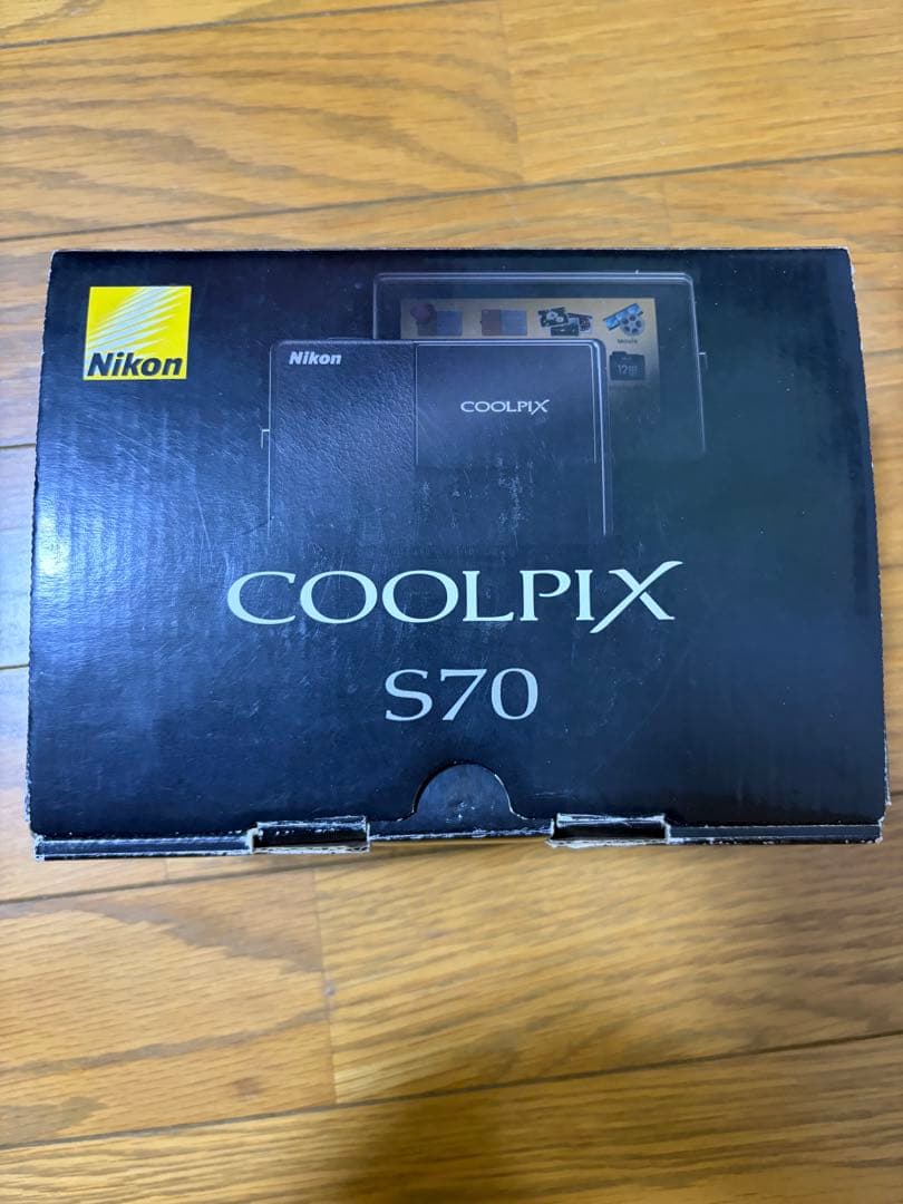 Nikon Compact Digital Camera Coolpix S70