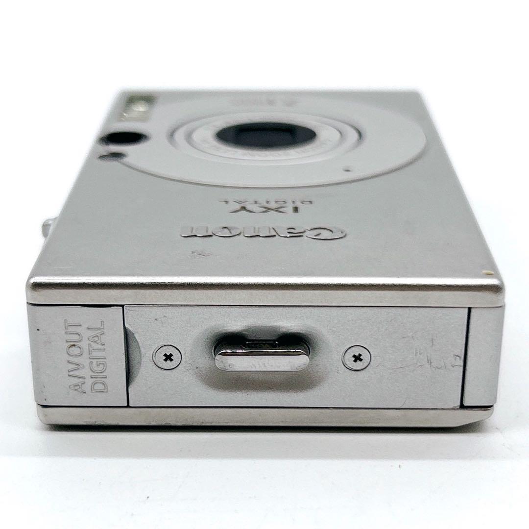 Canon Compact Digital Camera Ixy 10