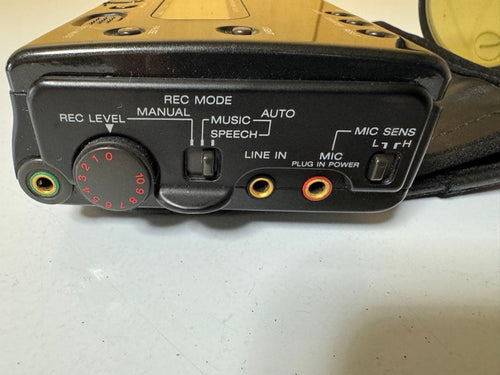 Sony Cassette Player Tcd-D8 Dat Mdr-E484