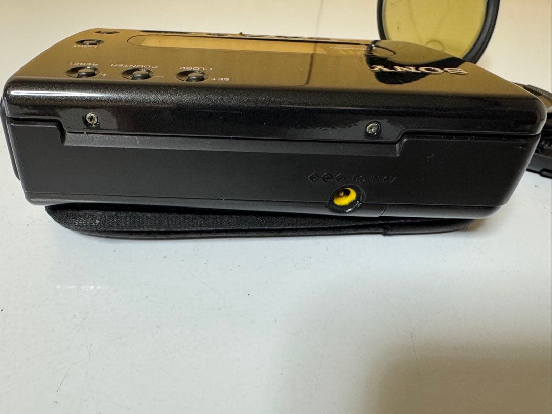 Sony Cassette Player Tcd-D8 Dat Mdr-E484