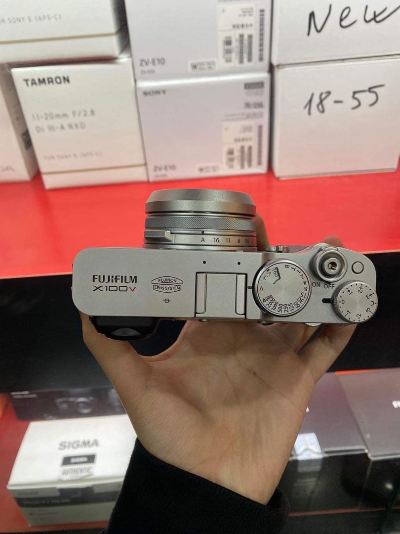 Leica Range Finder Camera Fujifilm X100V