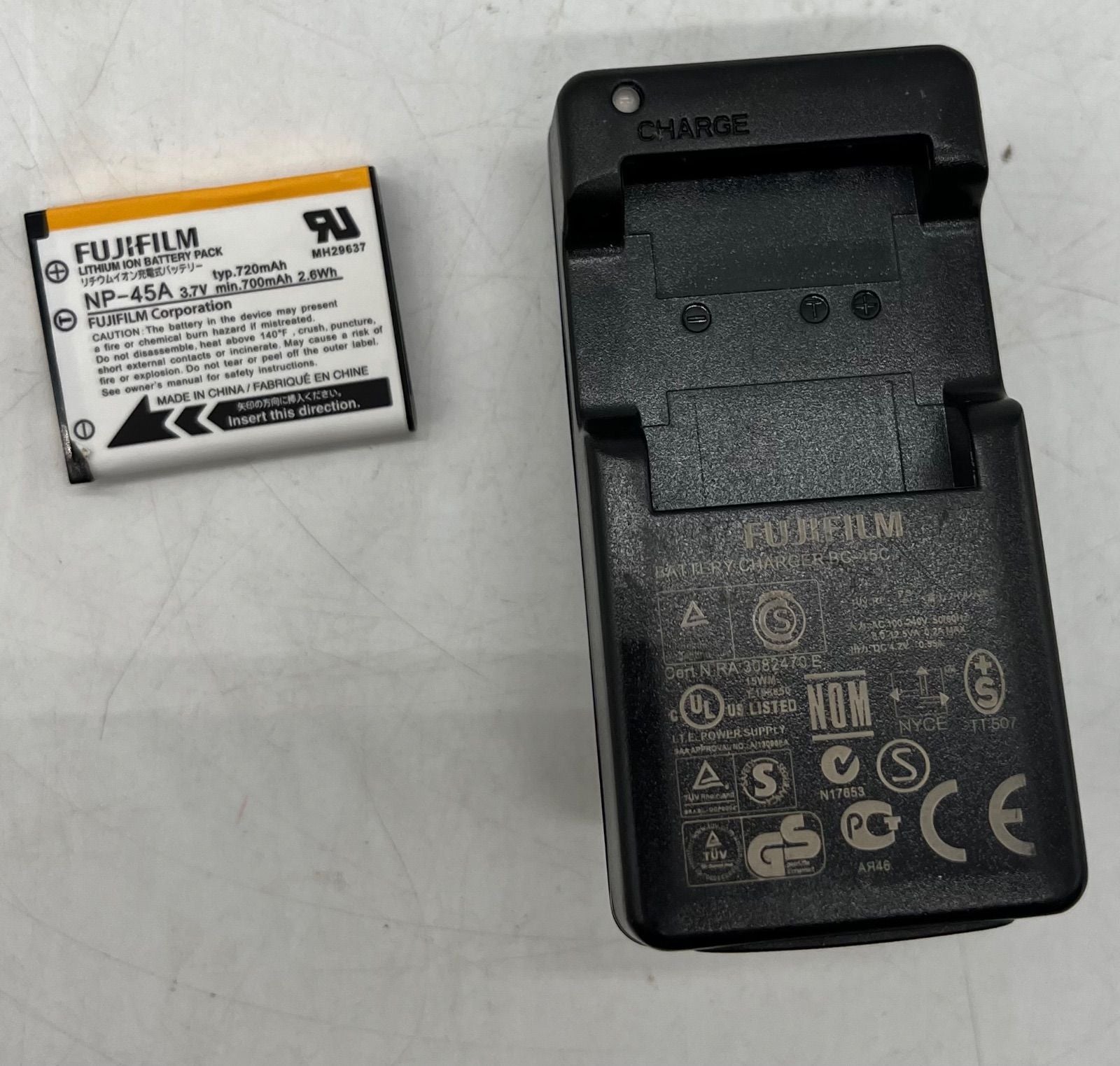 Compact Digital Camera Fujifilm Finepix Z950Exr