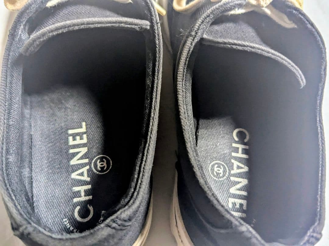 Chanel Sneakers Chanelvintagecclogosneakers