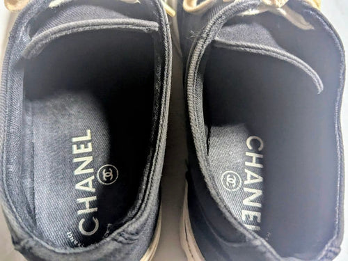 Chanel Sneakers Chanelvintagecclogosneakers