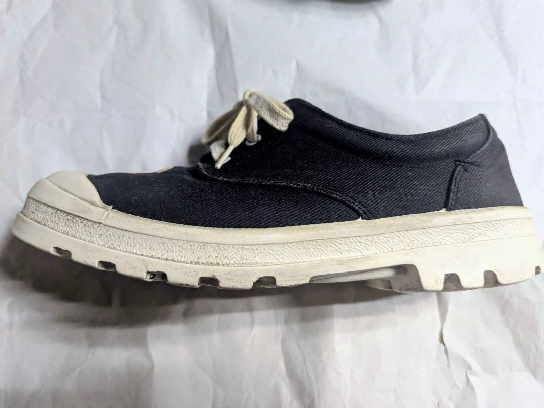 Chanel Sneakers Chanelvintagecclogosneakers
