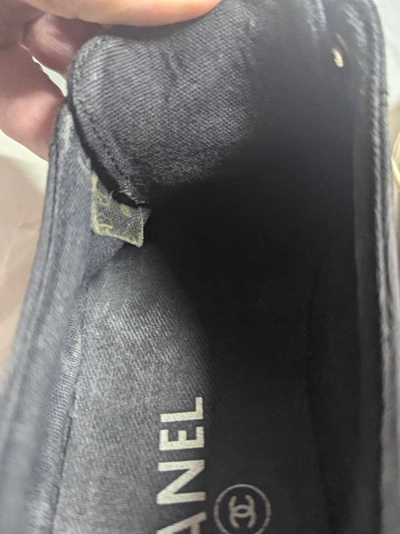 Chanel Sneakers Chanelvintagecclogosneakers