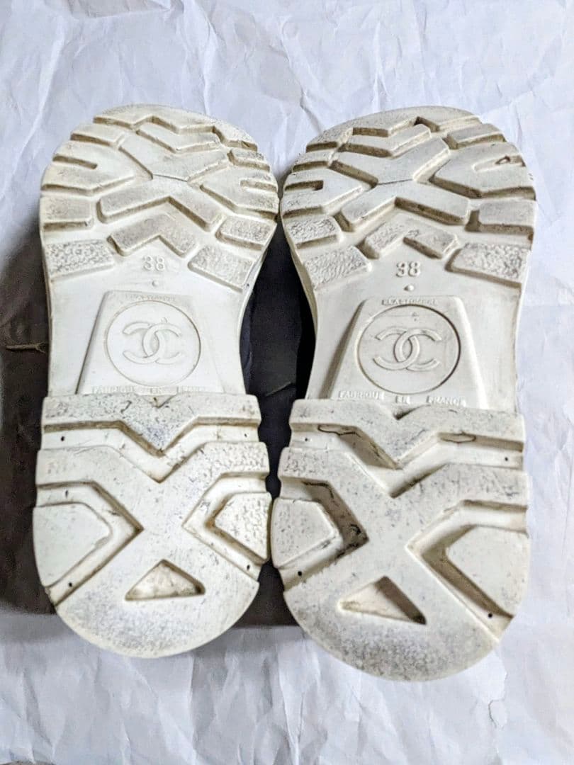 Chanel Sneakers Chanelvintagecclogosneakers