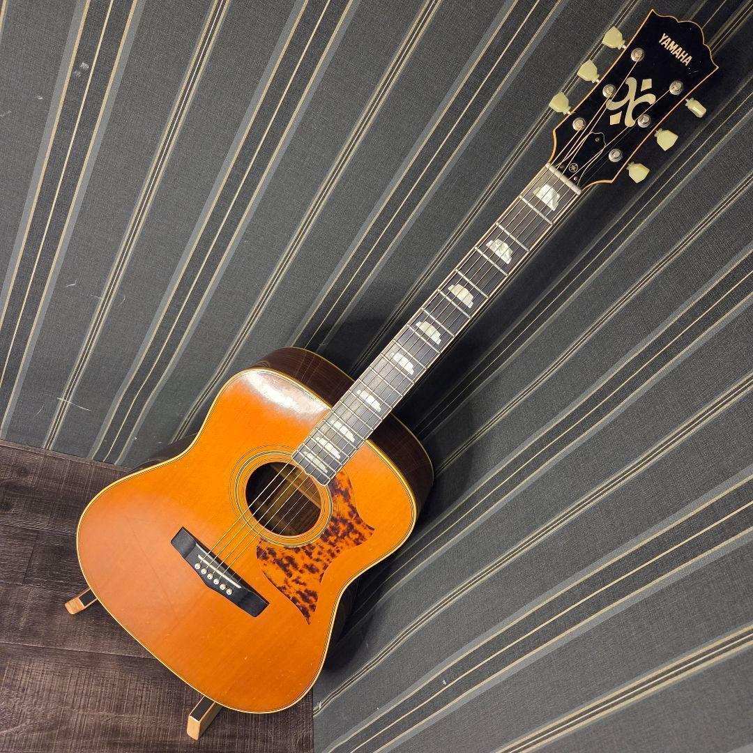 Yamaha Acoustic Guitars N-700