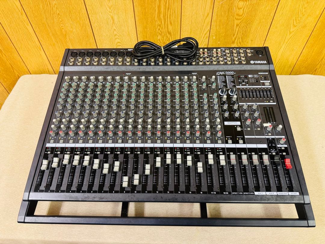 Yamaha Powered Mixer Emx 5000-20