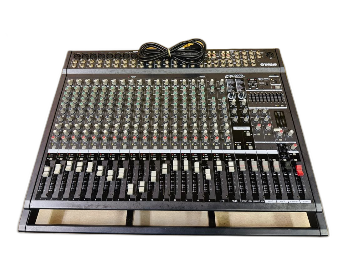 Yamaha Powered Mixer Emx 5000-20
