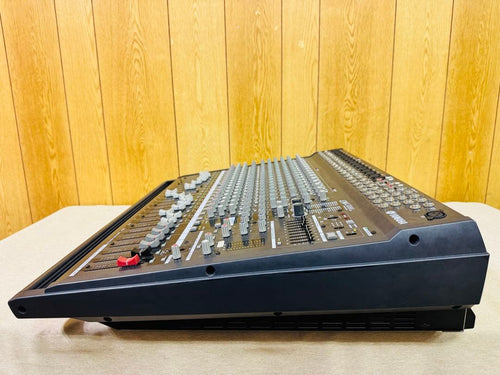 Yamaha Powered Mixer Emx 5000-20