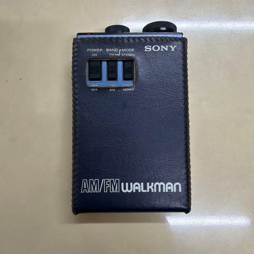 Sony Radio And Boombox Srf-80 Am/Fm Walkman