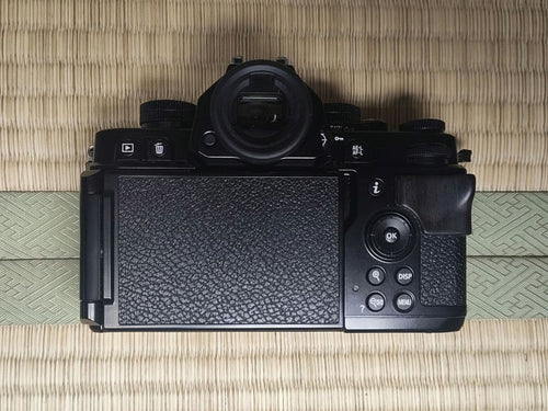 Nikon Mirrorless Interchangeable Lips Zf F/2 Se 11,500