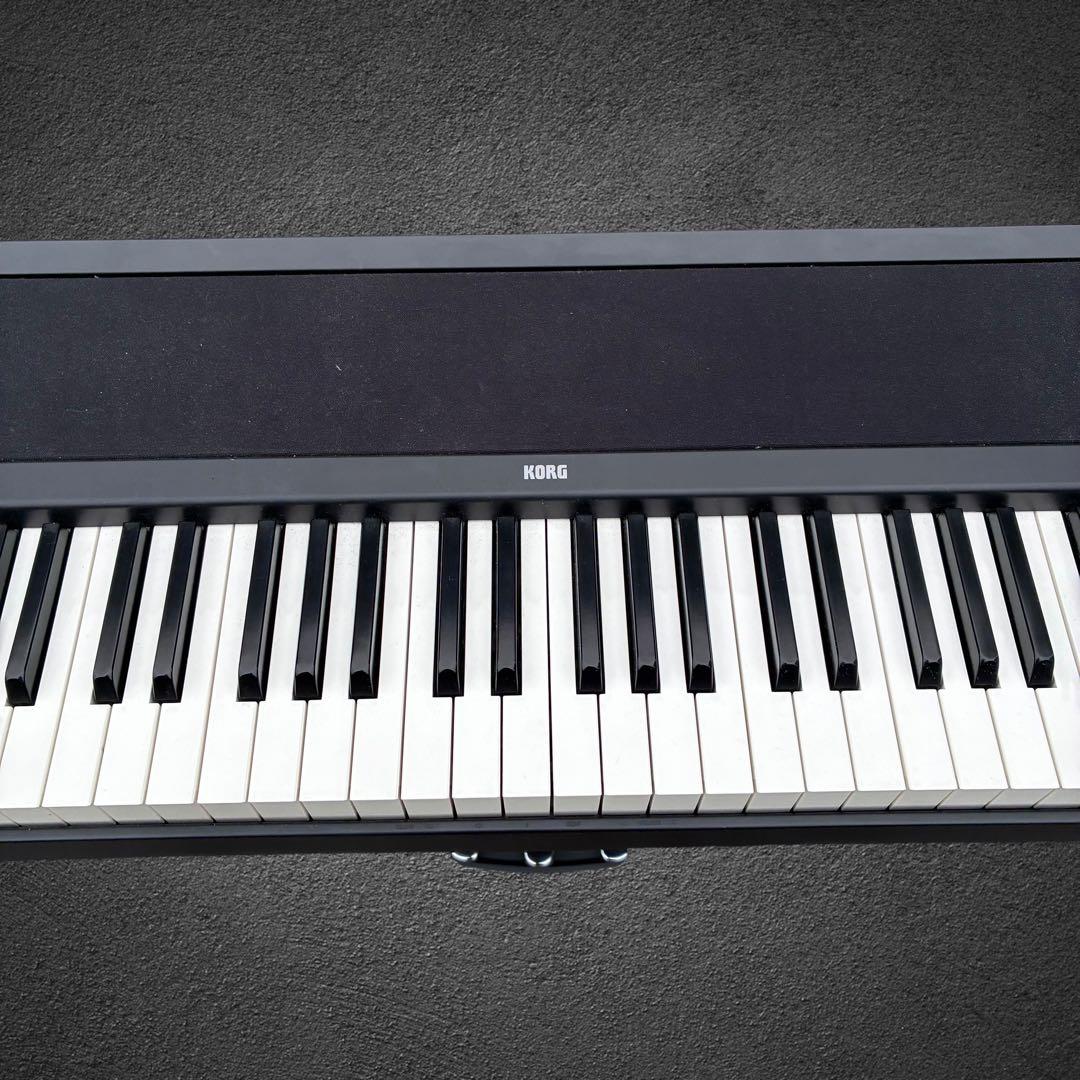 Korg Keyboards Digital Pianos B2 88 3
