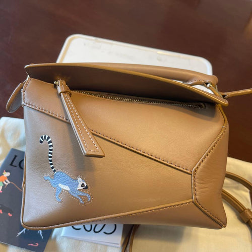 Loewe Shoulder Bags