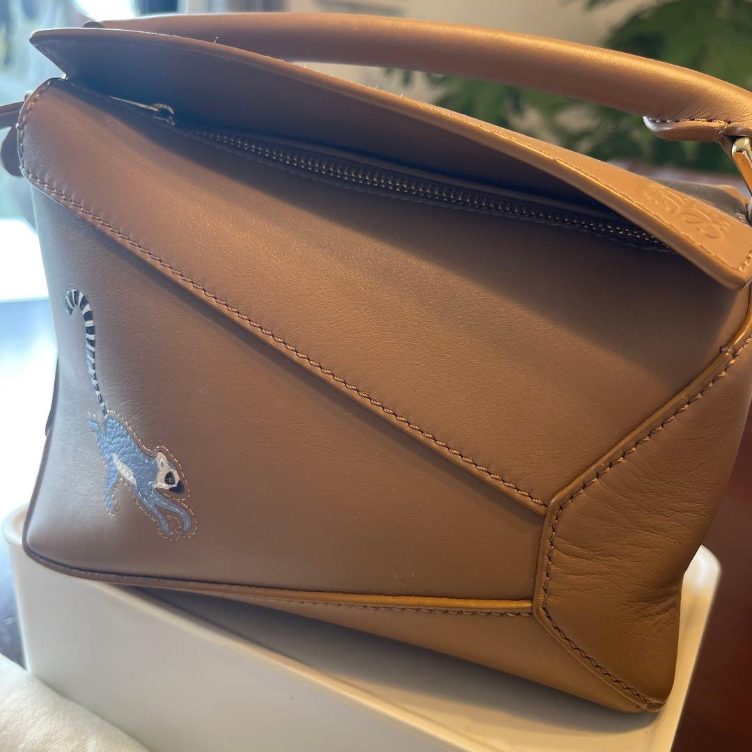 Loewe Shoulder Bags