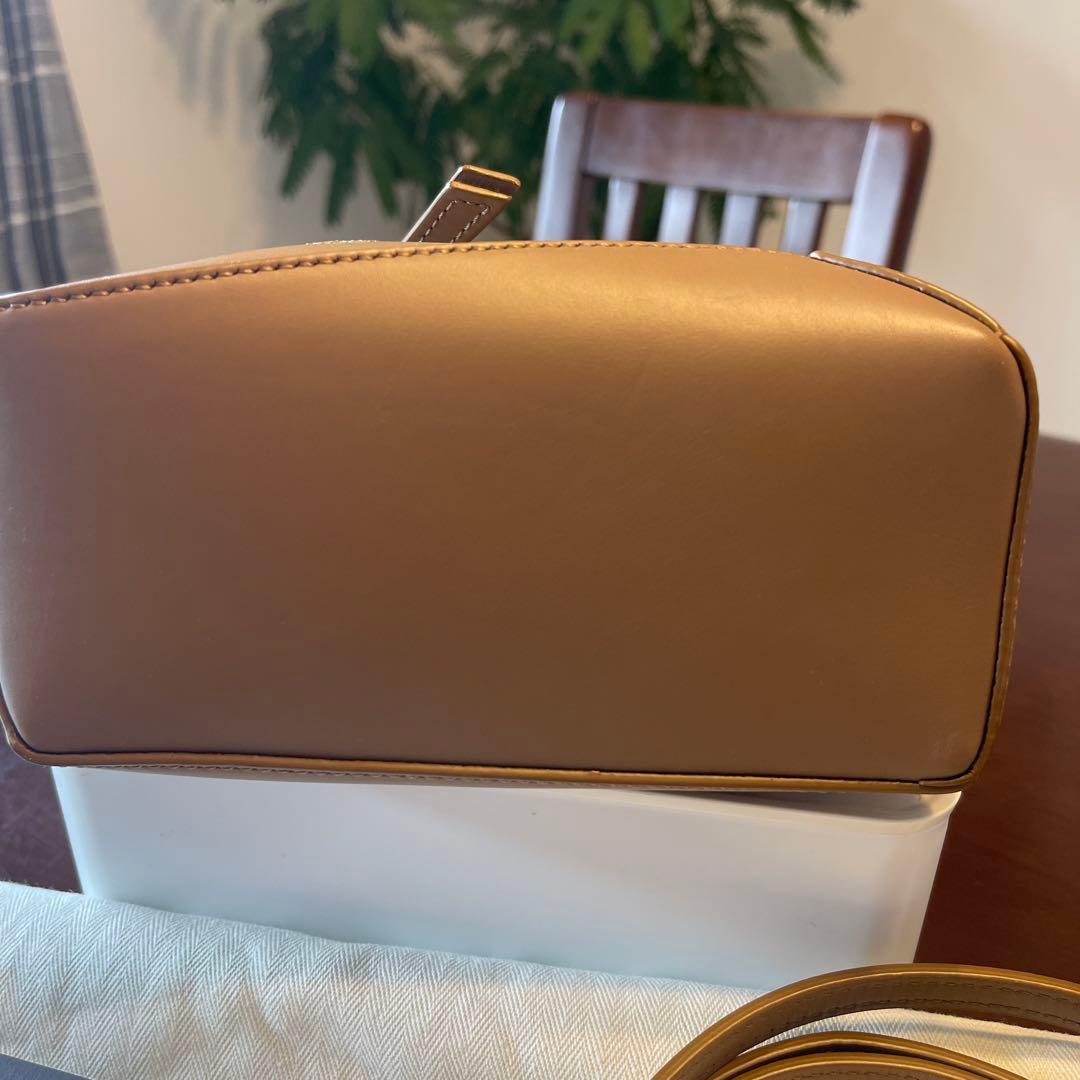 Loewe Shoulder Bags