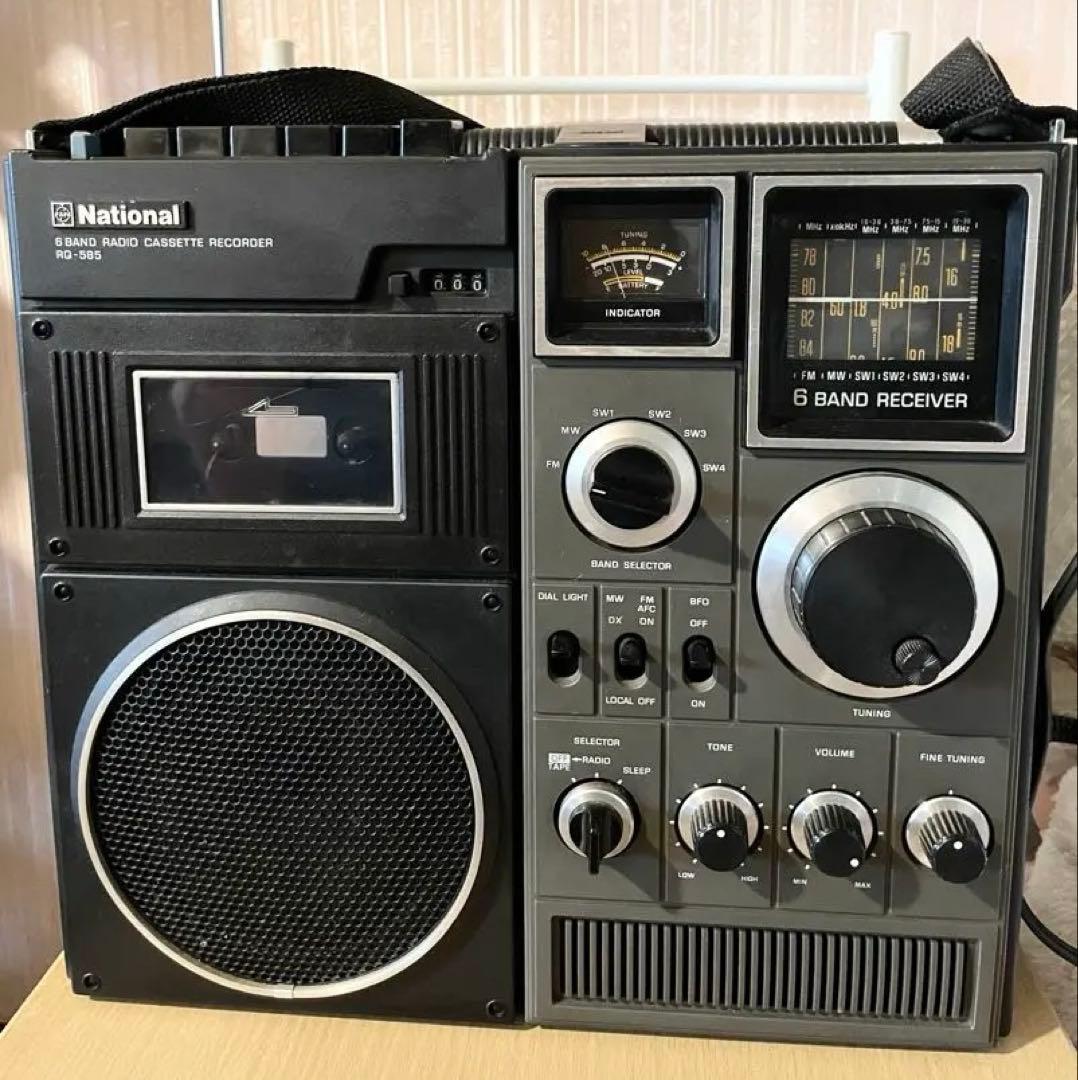 National Radios Radio Cassette Players 10:00Am Rq-585