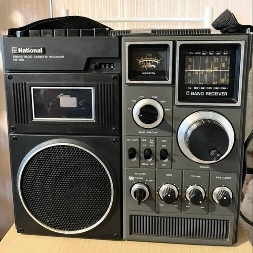 National Radios Radio Cassette Players 10:00Am Rq-585
