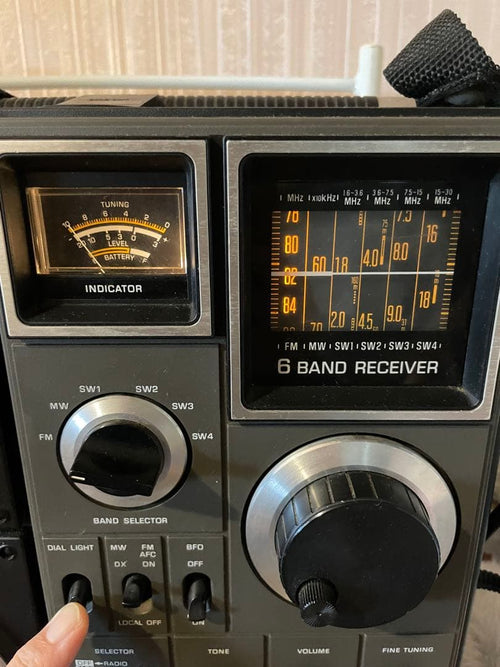 National Radios Radio Cassette Players 10:00Am Rq-585